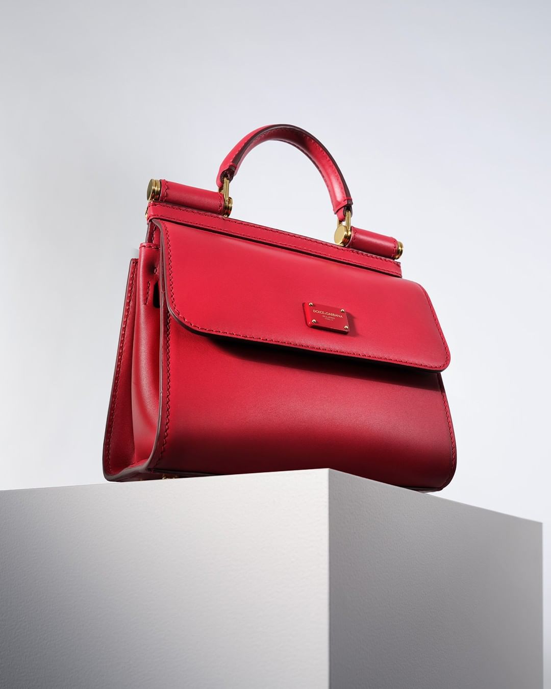 حقيبة سيسيليا من دولتشي أند جابانا Sicily من Dolce & Gabbana