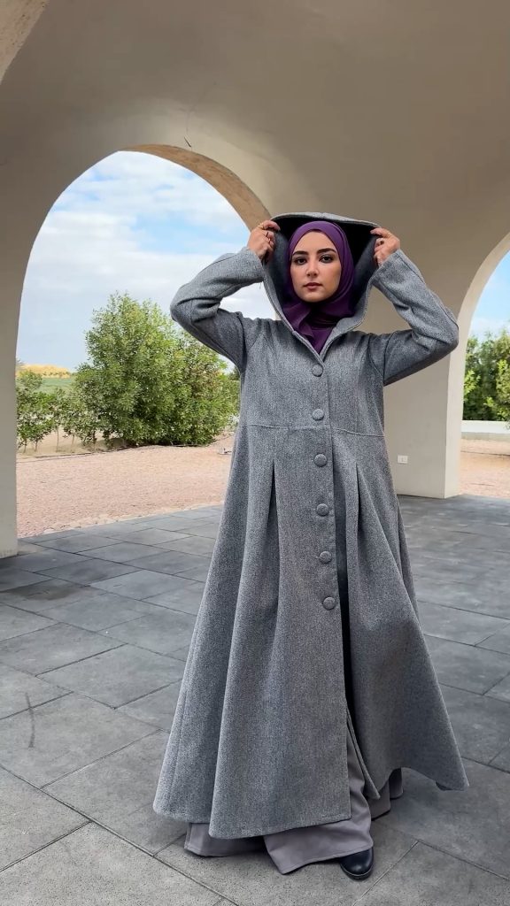 لبس واسع للشتاء موضة للمحجبات